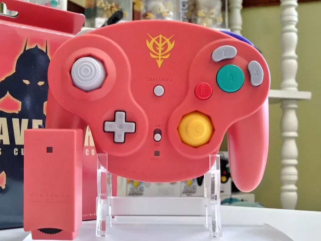 Gundam Char Wavebird Controller