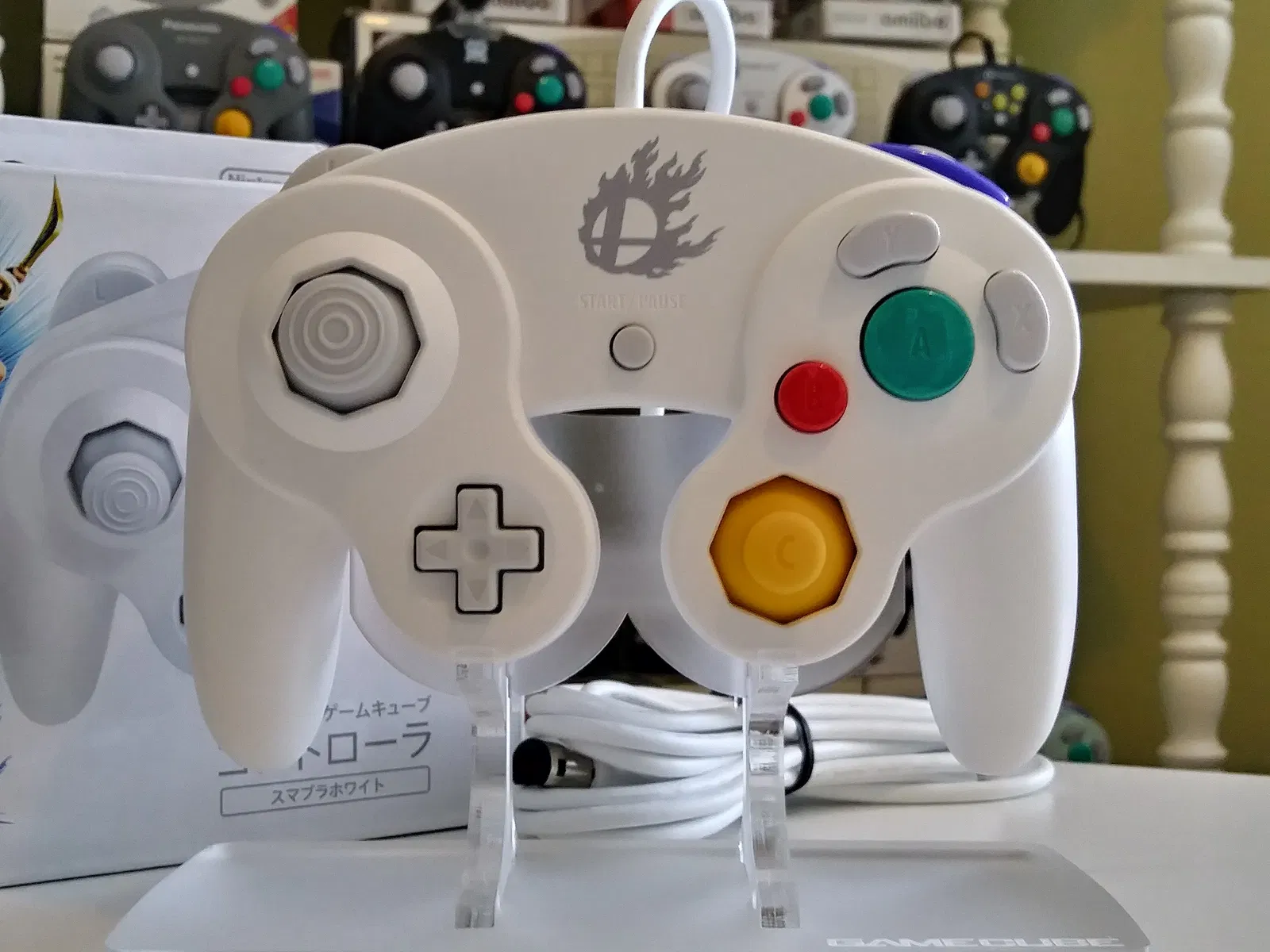 Super Smash Bros. White Controller [JP]