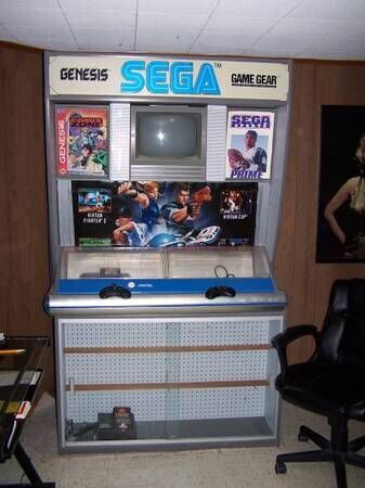 + Game Gear Kiosk