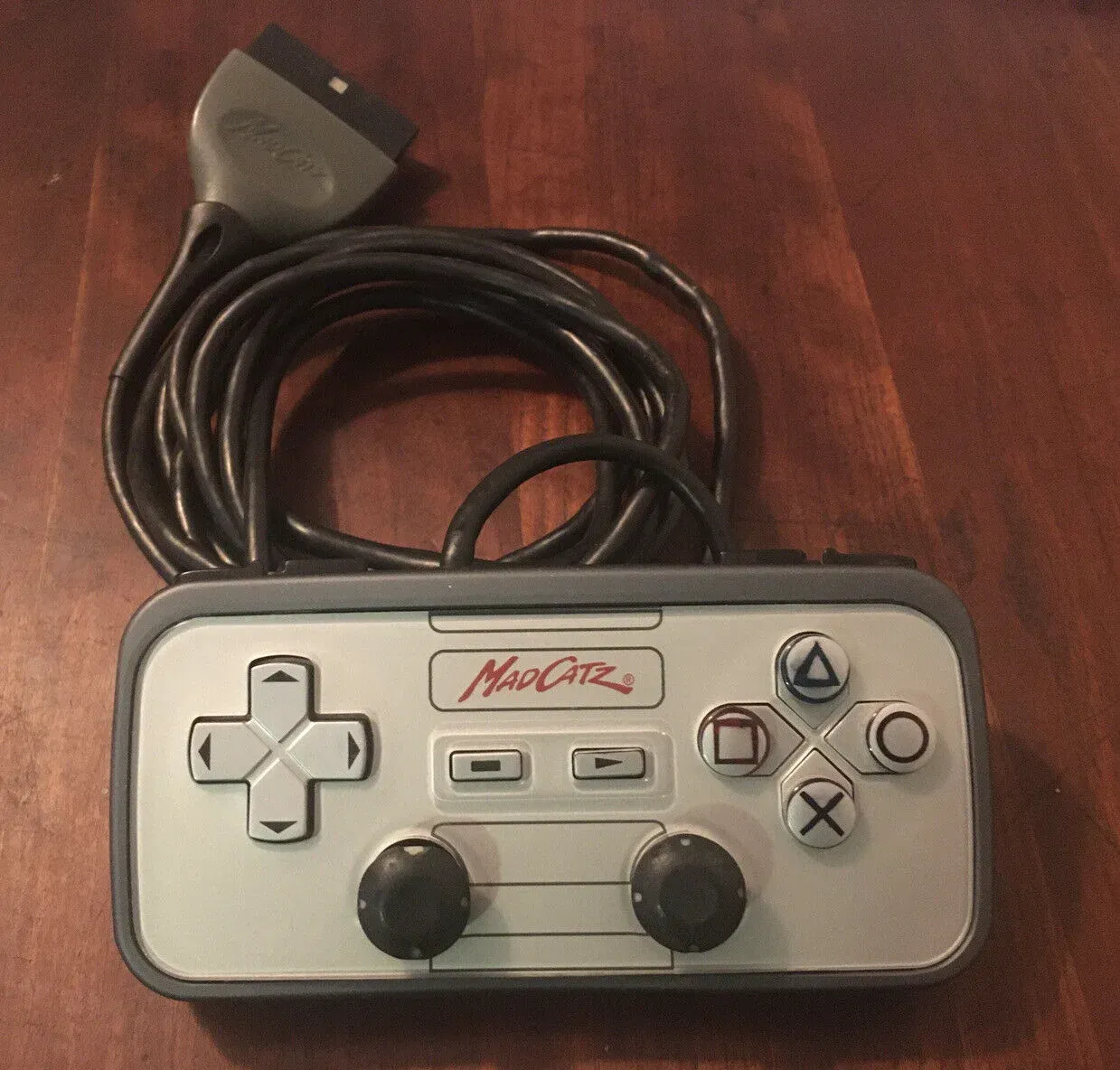 Mad Catz PlayStation 2 RetroCon Controller