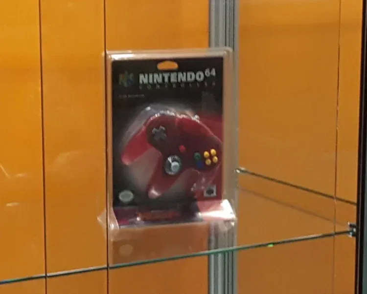 Watermelon Red Controller [NA]