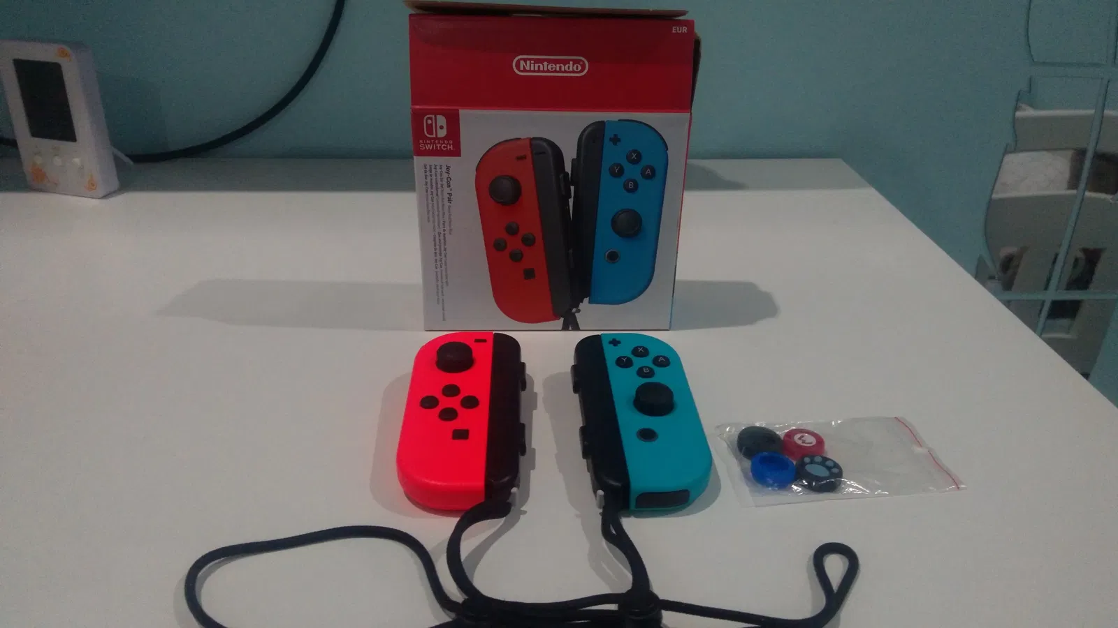 Neon Red/Neon Blue Joy-Con [EU]